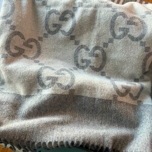 Gucci Wool and Cashmere Throw